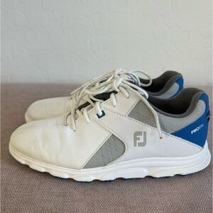 Footjoy junior golf shoes
